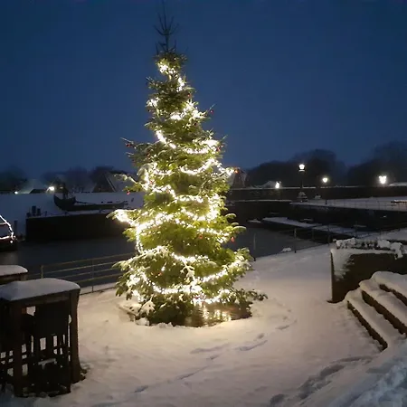 Balkonwohnung Arngast * Хокзиль