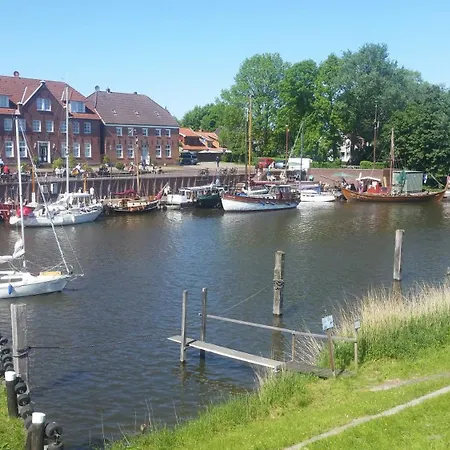 Апартаменты Balkonwohnung Arngast *