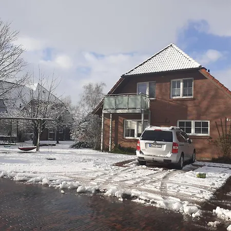 Апартаменты Balkonwohnung Arngast Хокзиль